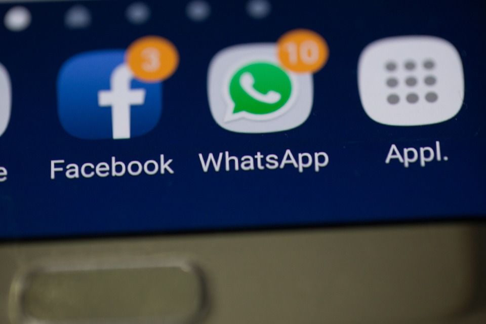 WhatsApp Beta para Android recebe o novo logotipo do Facebook