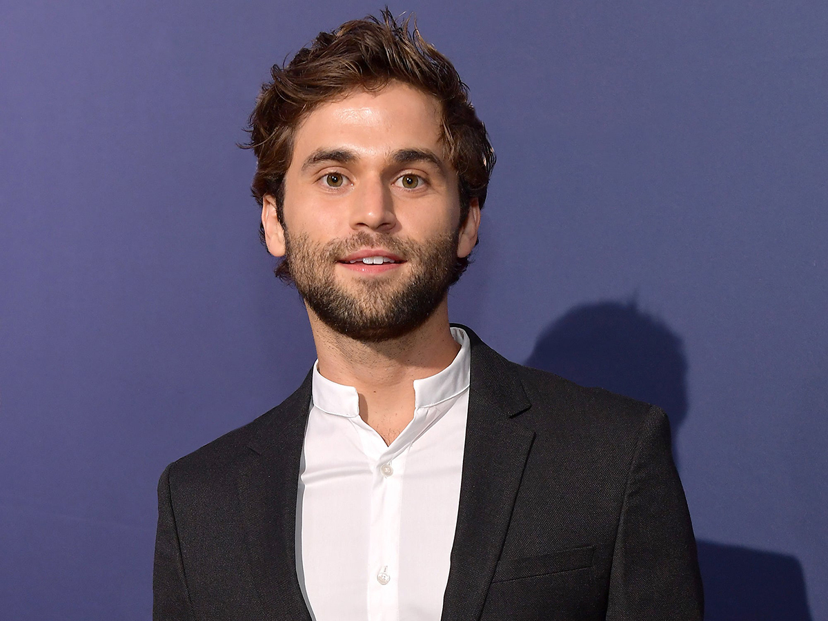 Jake Borelli, de Grey’s Anatomy, estrelará filme sobre Dia dos Namorados