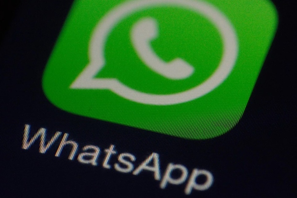 WhatsApp baniu 400 mil contas no Brasil durante eleições de 2018