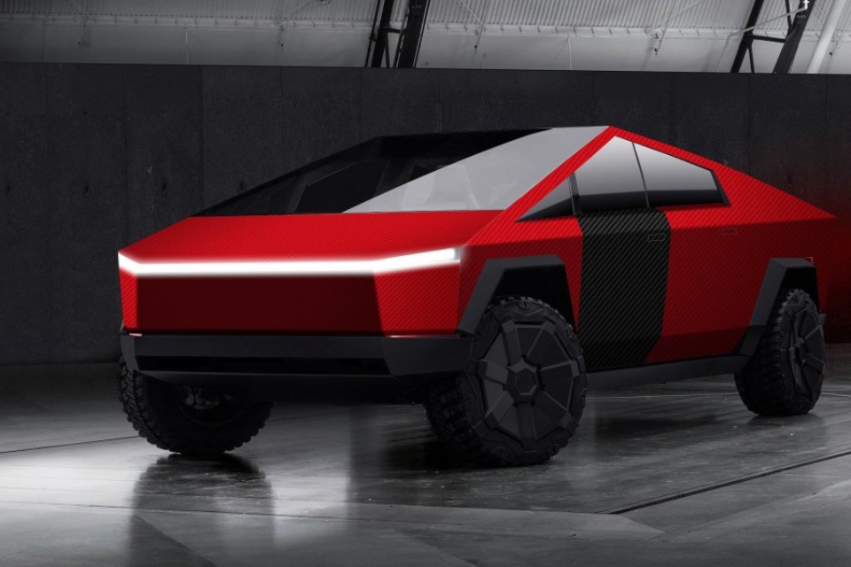 Cybertruck da Tesla poderá ser personalizada com skins da DBrand