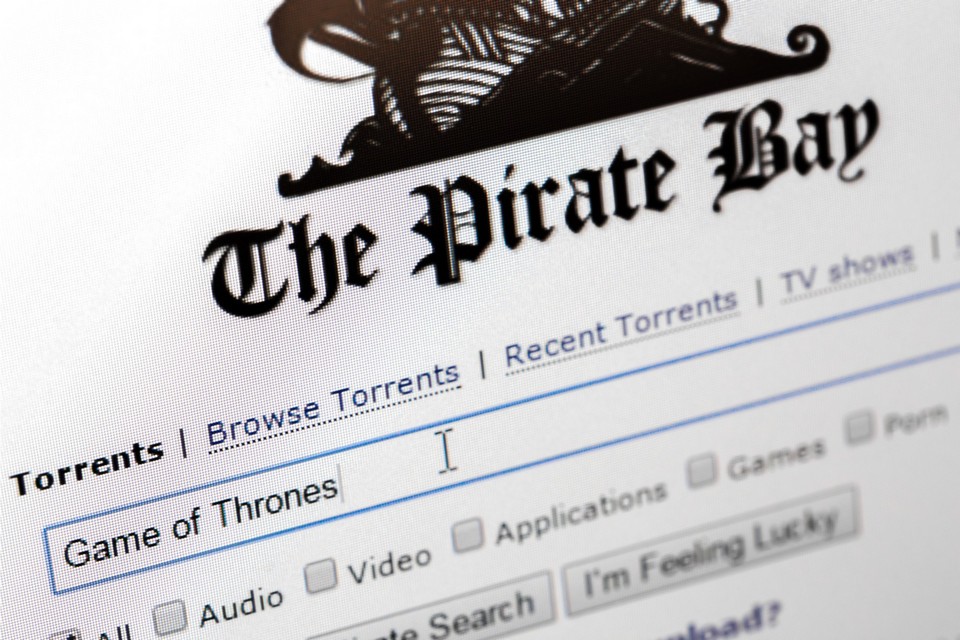 Guerra ao IPTV: SKY pede ao Google que derrube centenas de sites