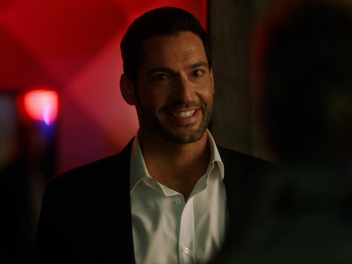 Lucifer: Showrunners ficaram curiosos sobre cena crossover “Crise”