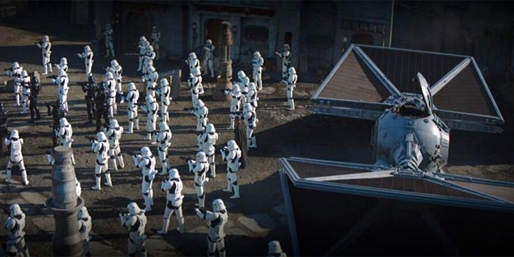 TIE fighter de Gideon com as asas dobradas (Fonte: CBR/Reprodução)