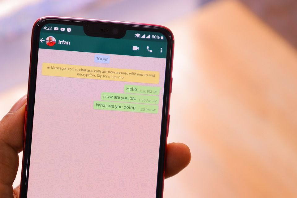 Recorde: WhatsApp enviou 100 bilhões de mensagens no Réveillon