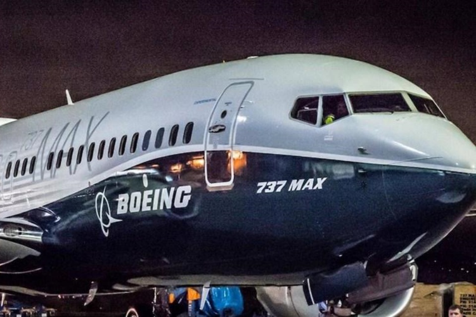 Caso 737 Max: Boeing havia economizado no treinamento dos pilotos