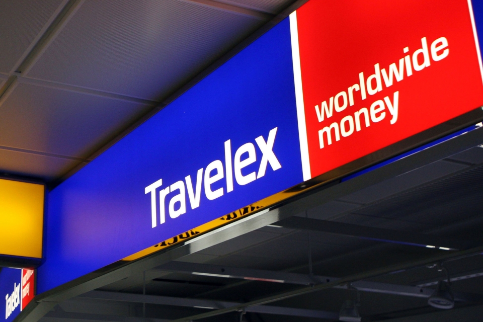 Serviços da Travelex permanecem suspensos após ciberataque