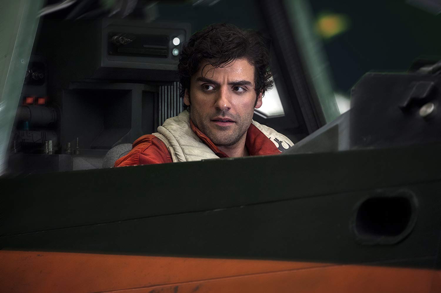 Oscar Isaac em 'Star Wars: Os Últimos Jedi' - 2017 (Fonte: IMDb/Reprodução)