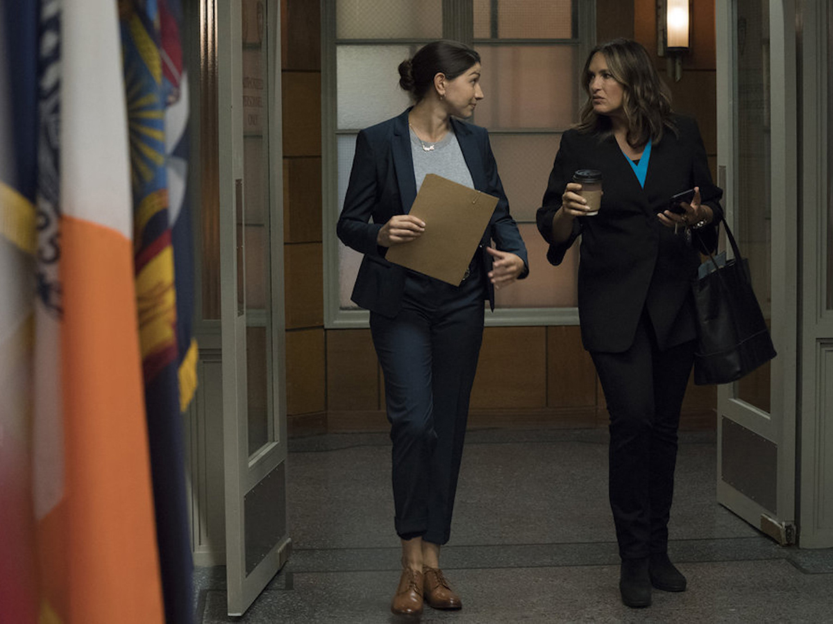 Jamie Gray Hyder fala sobre o futuro de Kat em Law & Order: SVU