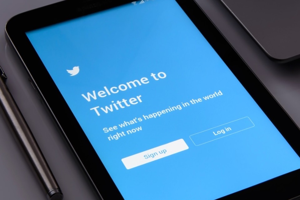 Twitter agora vai avisar quando fotos e vídeos são montagens