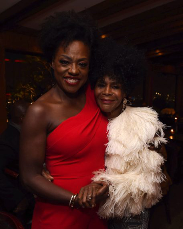 How To Get Away With Murder: elenco celebra fim das gravações (FOTOS)