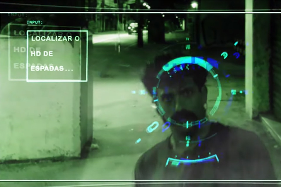 Gambiarra: o HD de Espadas — assista online ao filme cyberpunk