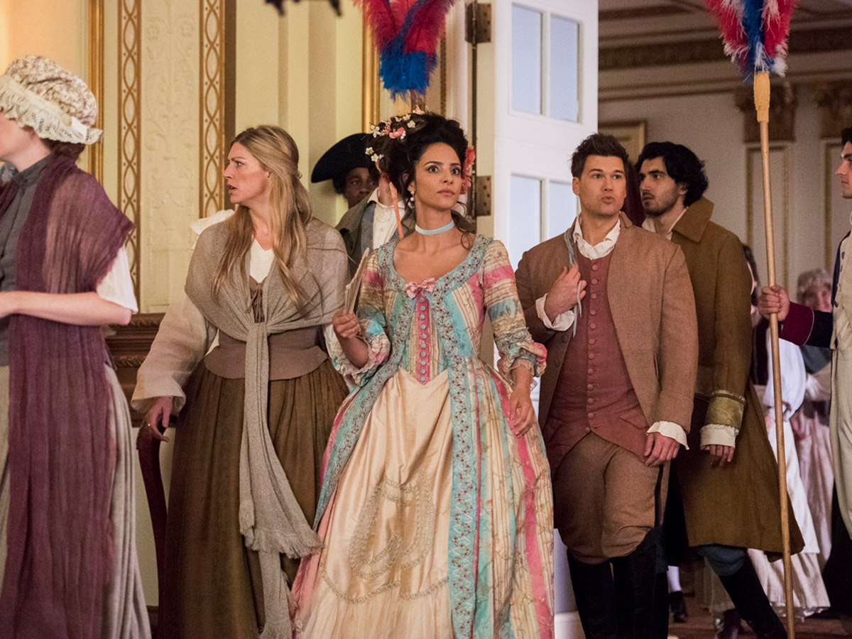 Legends of Tomorrow 5x04: Maria Antonieta é o alvo da semana RECAP
