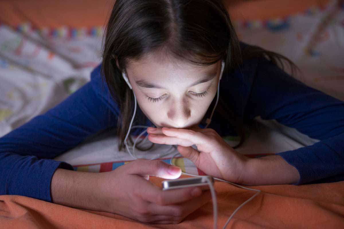 TikTok agora permite que pais controlem atividades dos filhos