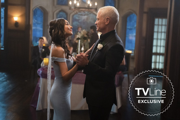Legends of Tomorrow: fotos mostram casamento em próximo episódio
