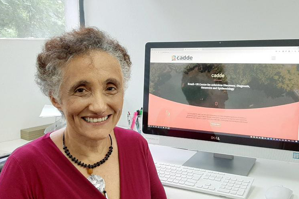 Cientista que mapeou Coronavírus destaca investimento à pesquisa