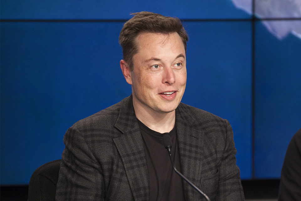 Audiência de ação contra Elon Musk foi adiada devido ao COVID-19