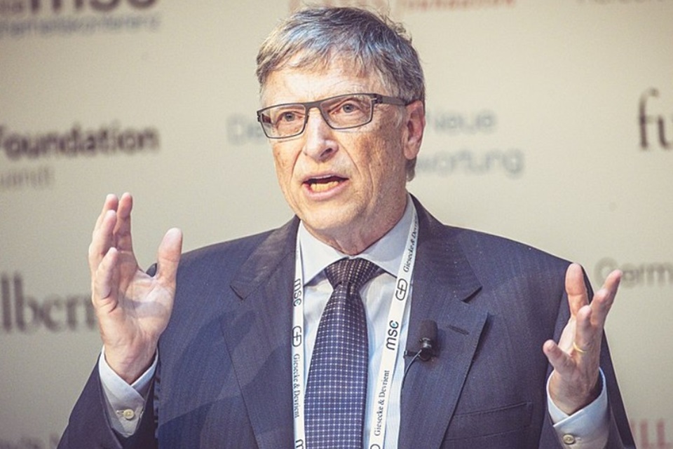 Bill Gates deixa cargo de membro do conselho da Microsoft