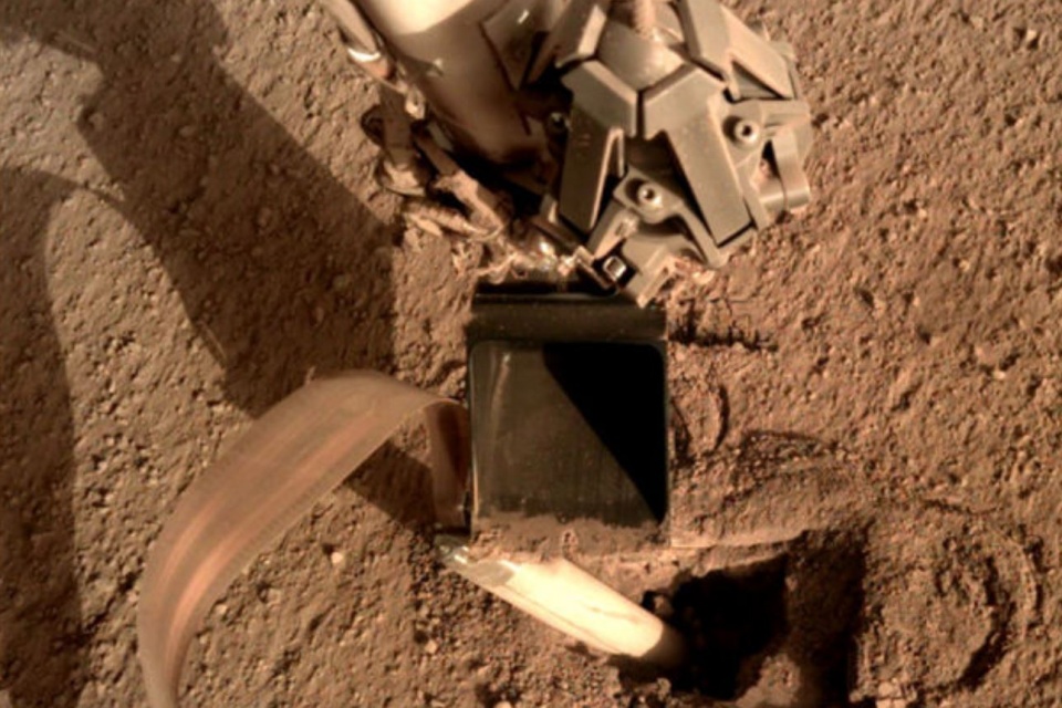 NASA recupera sonda em Marte com pancada