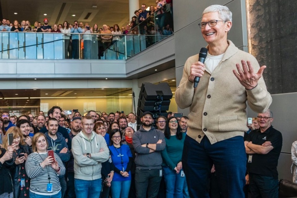 Apple faz doações para conter COVID-19; Razer vai fabricar máscaras