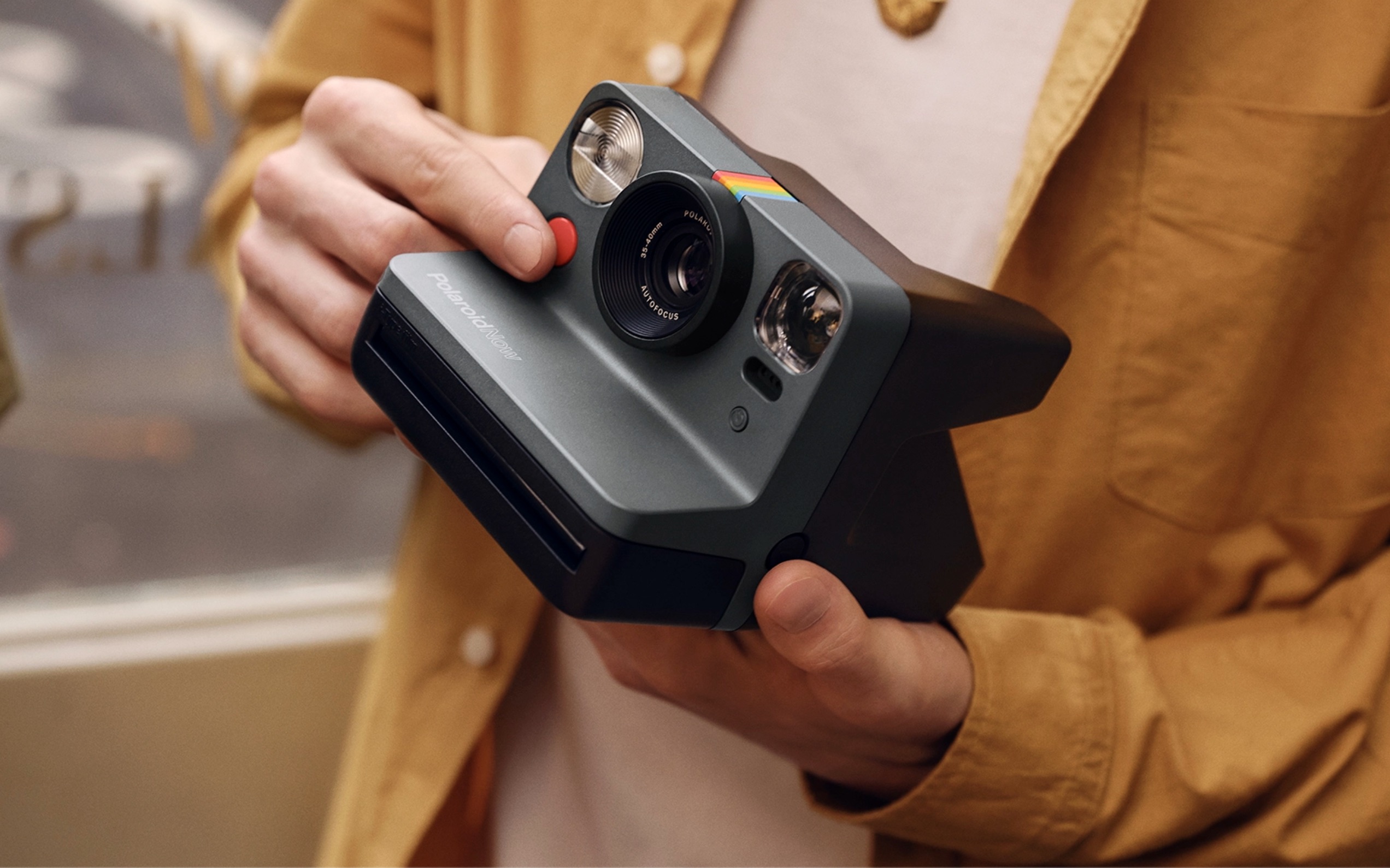 polaroid-anuncia-retorno-com-nova-c-mera-instant-nea-de-us-100-tecmundo