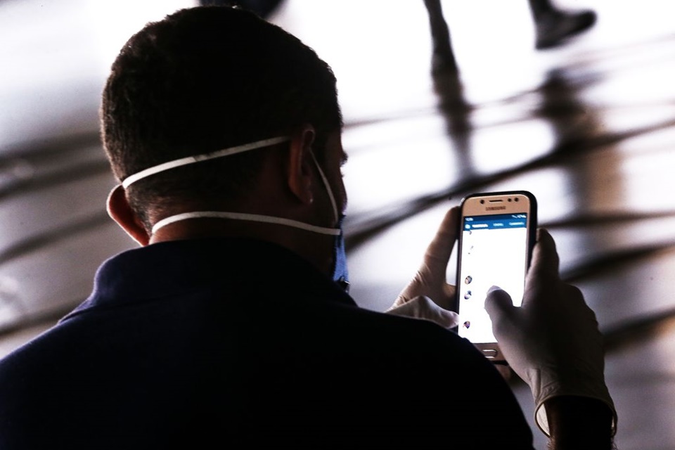 Governo lança bot para WhatsApp com informações sobre a covid-19