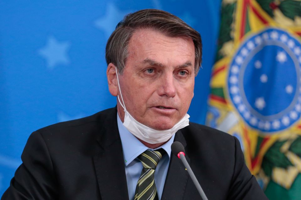 Twitter exclui postagens de Jair Bolsonaro por violação de regras