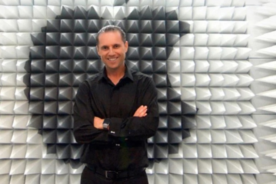 Imagem de: Microsoft contrata ex-executivo da Apple para equipe de hardware