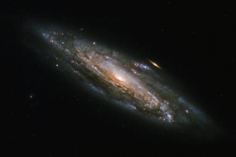 تشكل قرص المجرة بعد اكتشاف الانفجار العظيم 51
