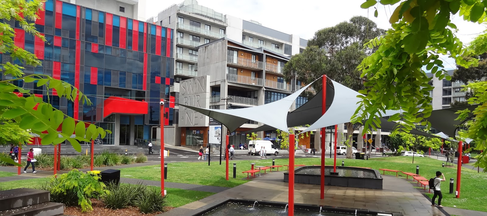 Universidade de Tecnologia de Swinburne, Austrália