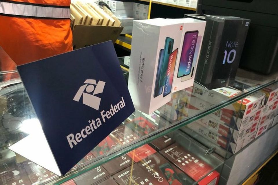 Mercado Cinza: 4 mil celulares são apreendidos pela Receita em SP