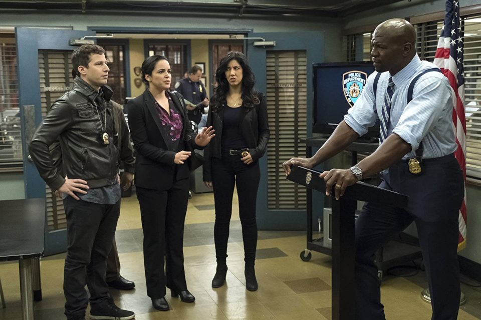 Brooklyn 99: equipe está discutindo como fazer uma comédia policial