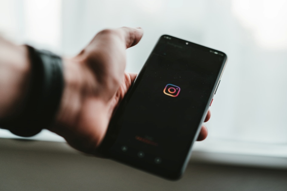 Instagram lança recurso que permite fixar comentários