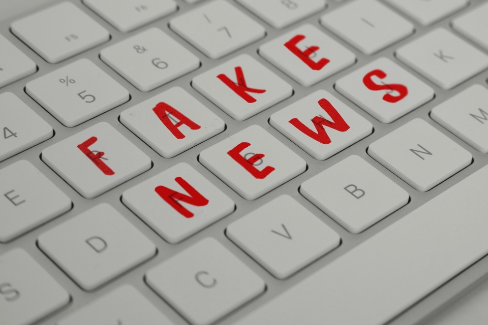 Facebook derruba rede bolsonarista e esquenta 'PL das Fake News'