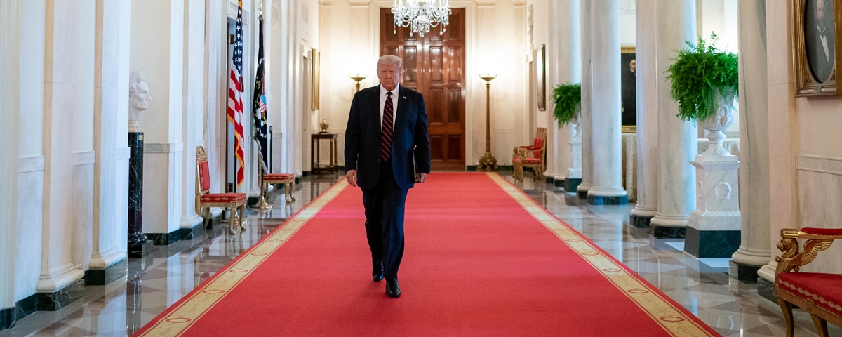 Agora é oficial: Trump assina ordem que bane TikTok e WeChat nos EUA