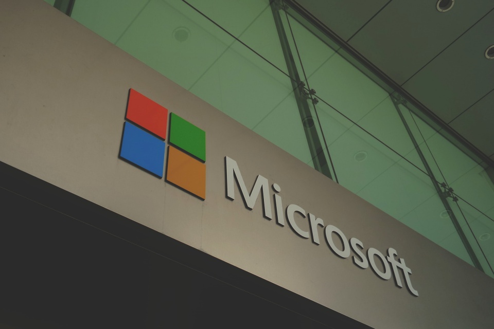 Microsoft supera Google em valor de marca e encosta na Apple
