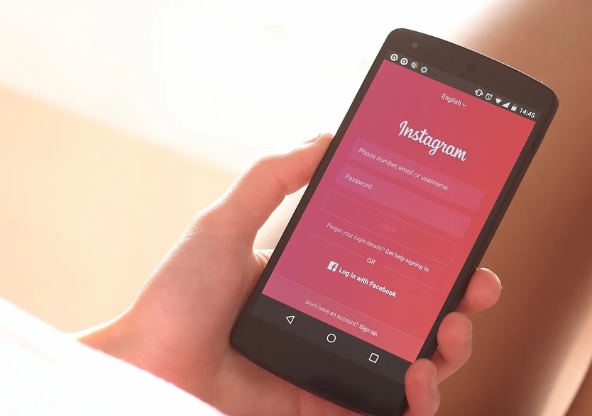 Imagem de: Instagram Stories poderão ser vistos no Facebook
