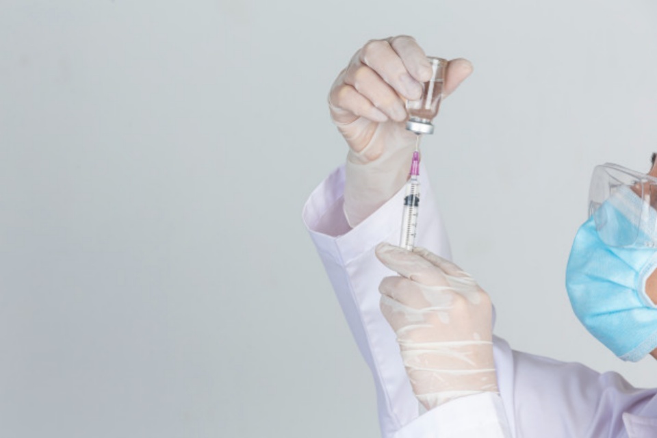 Vacina contra tuberculose será testada no combate à covid-19