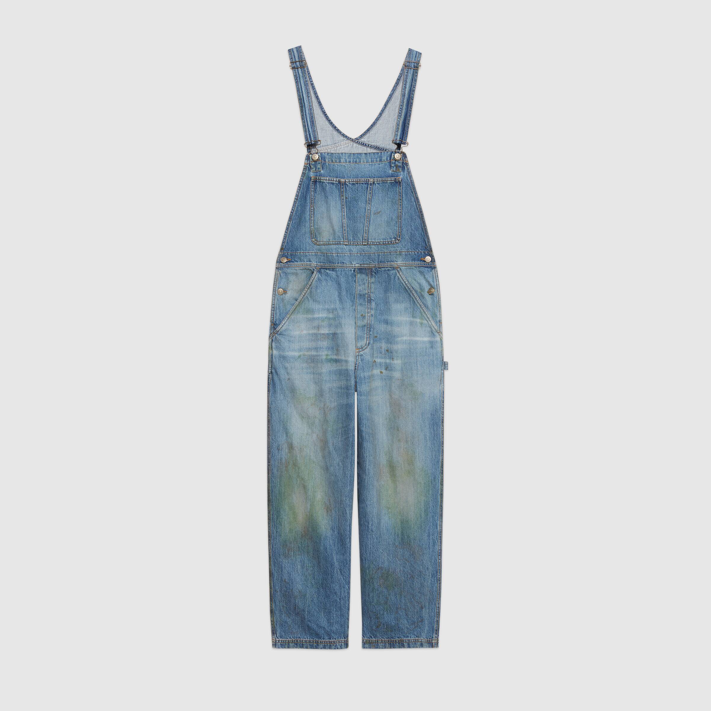 Macacão jeans vendido pela Gucci