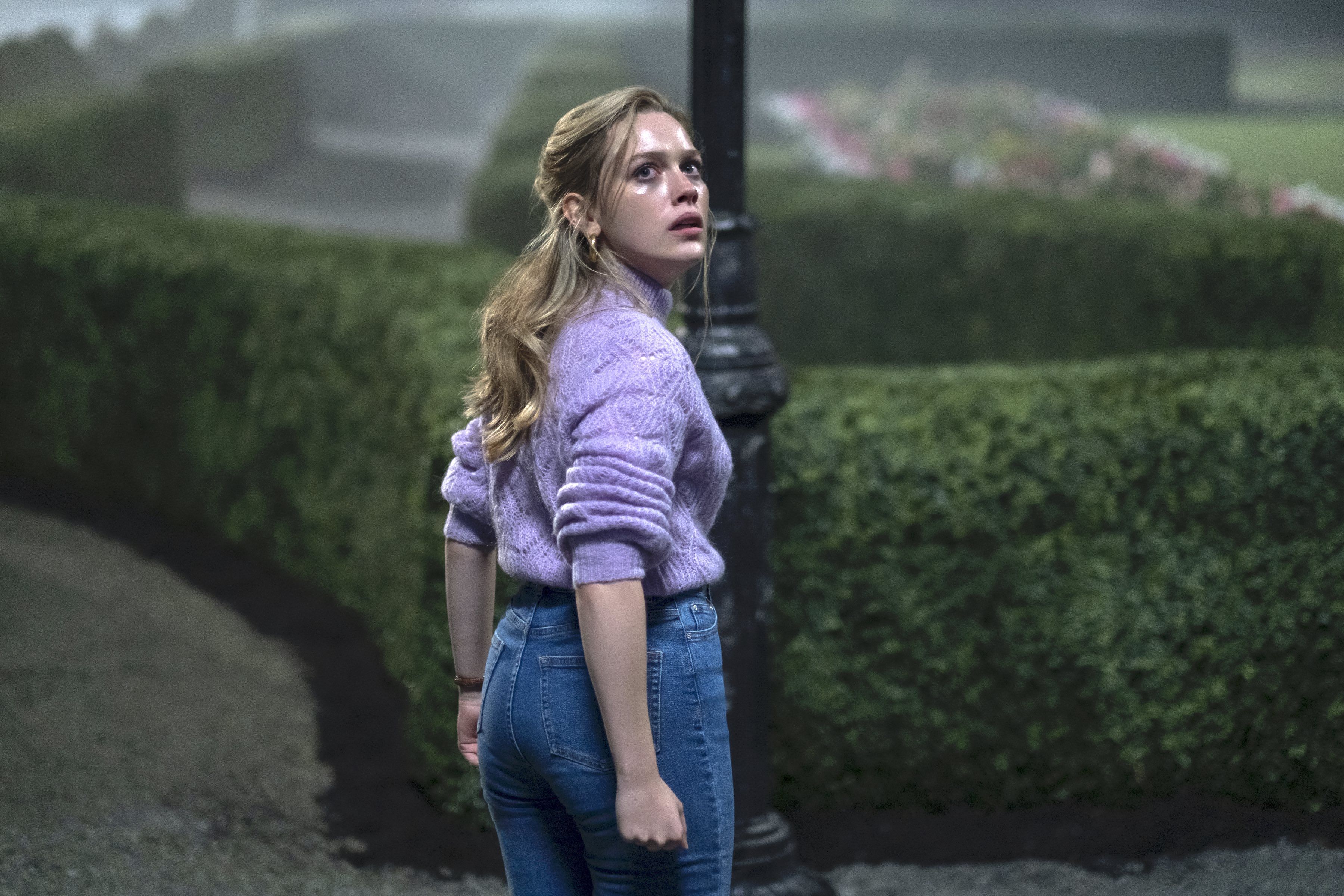 Victoria Pedretti Conhe a A Estrela Da S rie A Maldi o Da Mans o Bly victoria-pedretti-conhe-a-a-estrela-da-s-rie-a-maldi-o-da-mans-o-bly