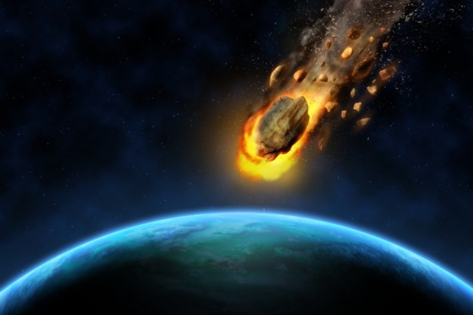 Luz do Sol está alterando a trajetória do asteroide Apophis