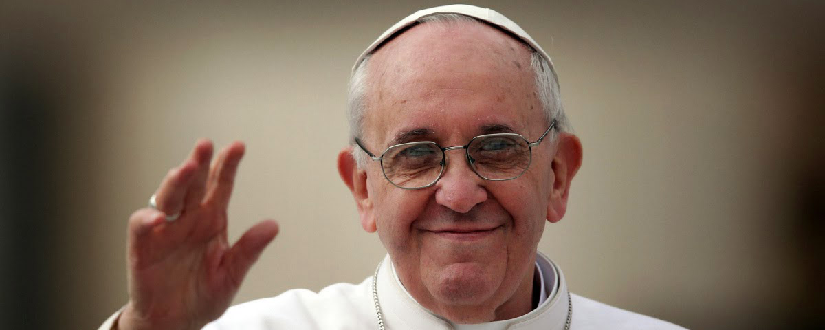 Imagem de: Papa Francisco pede orações para robôs e IA