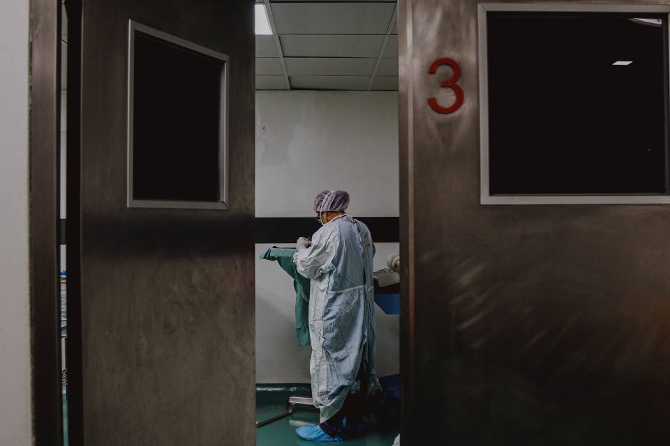 Aumento de casos de covid-19 em hospitais privados da cidade de SP