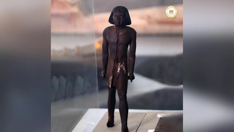 Uma das estátuas encontradas com o nome “Phnomus”.