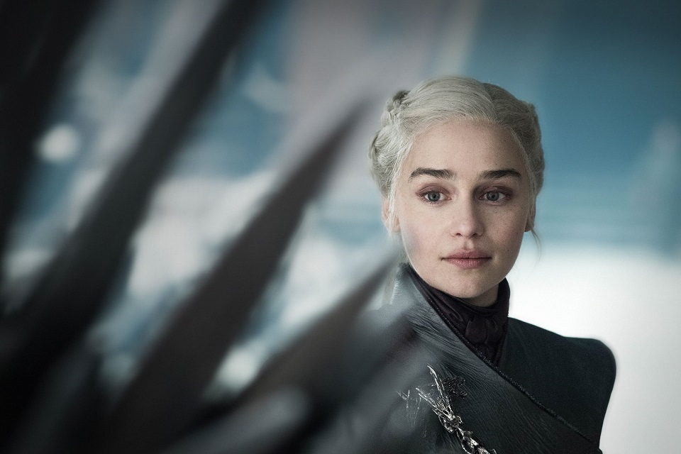 Game of Thrones: Emilia Clarke improvisou discurso em valiriano
