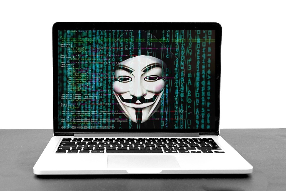 PL que aumenta pena para fraudes eletrônicas é aprovado no Senado