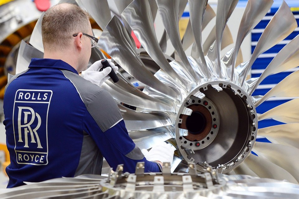 Rolls-Royce testa turbinas de avião com combustível 100% renovável