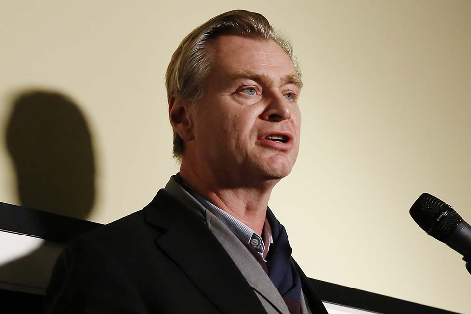 Nolan se diz contra o plano da Warner em lançar filmes direto no HBO Max