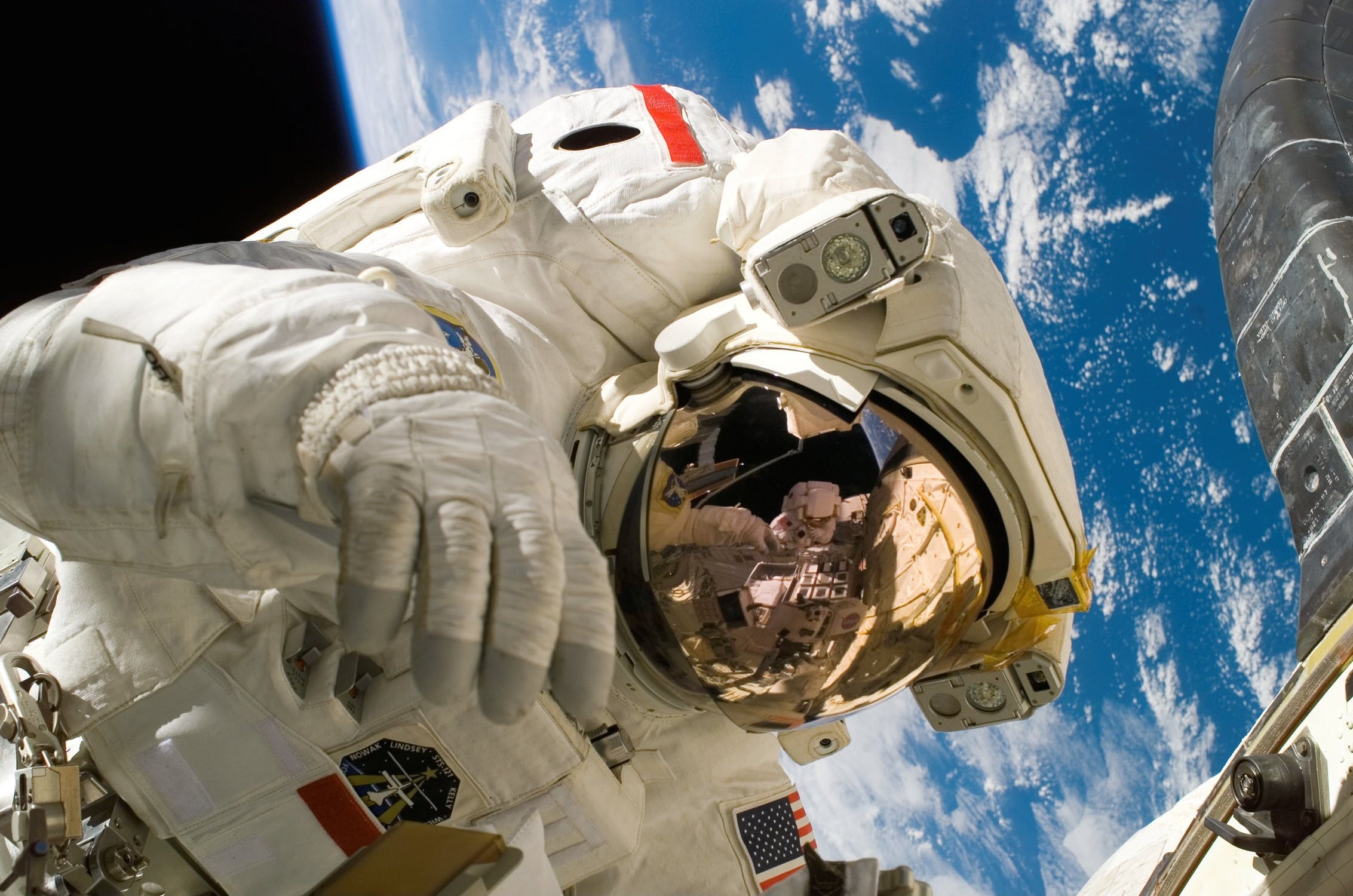 Quem diria que até a NASA encomendou um perfume próprio?
