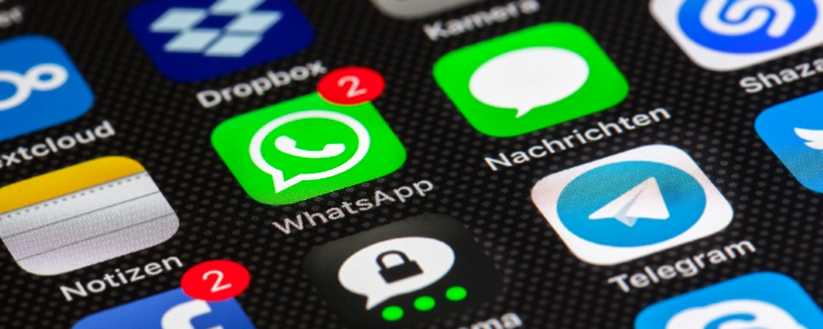 Imagem de: Idec quer impedir envio de dados do WhatsApp ao Facebook no Brasil