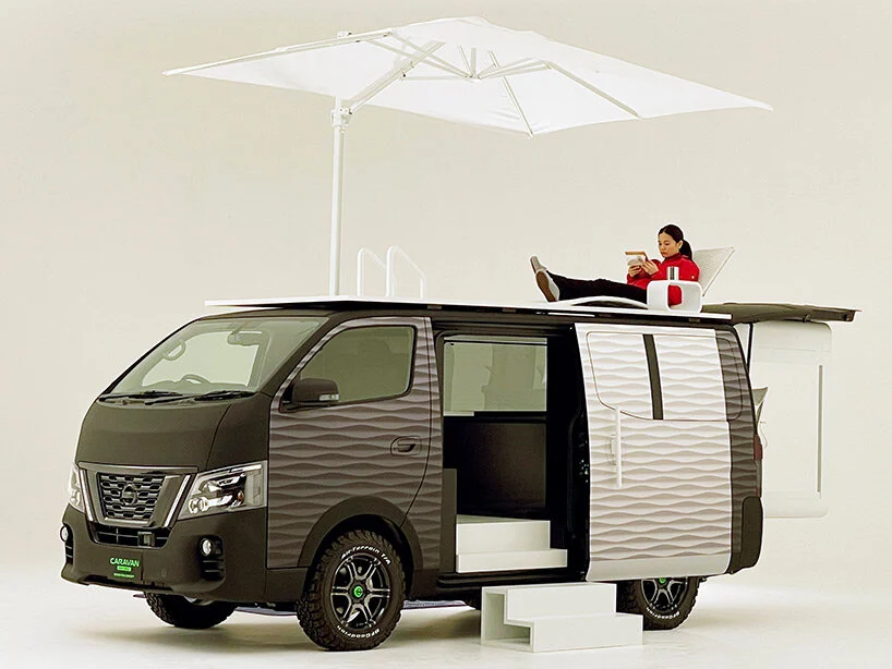 Modelo conceito da Nissan também traz uma área de descanso no teto.
